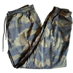 PINK Victoria's Secret Joggers Women's L Green Camo‎ Cargo Joggers Drawstring